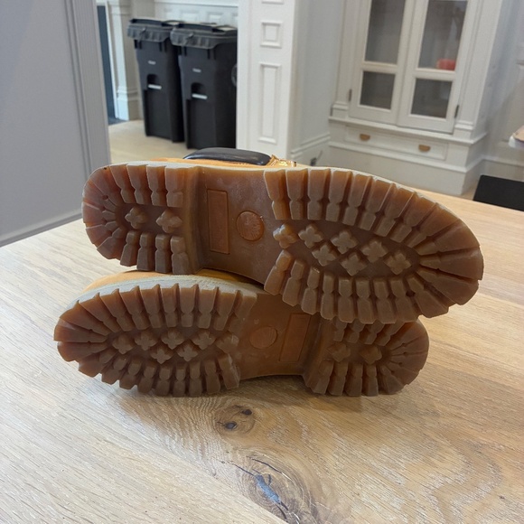 TIMBERLAND PREMIUM 6 INCH WATERPROOF BOOTS  SIZE 7 - Picture 14 of 16